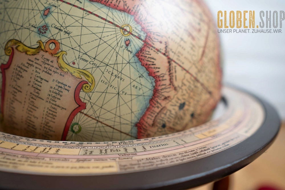 Historical navigator's globe, large (replica)