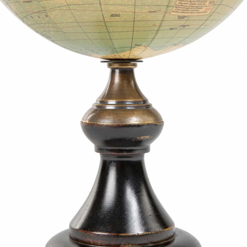 Historischer Versailles Globus