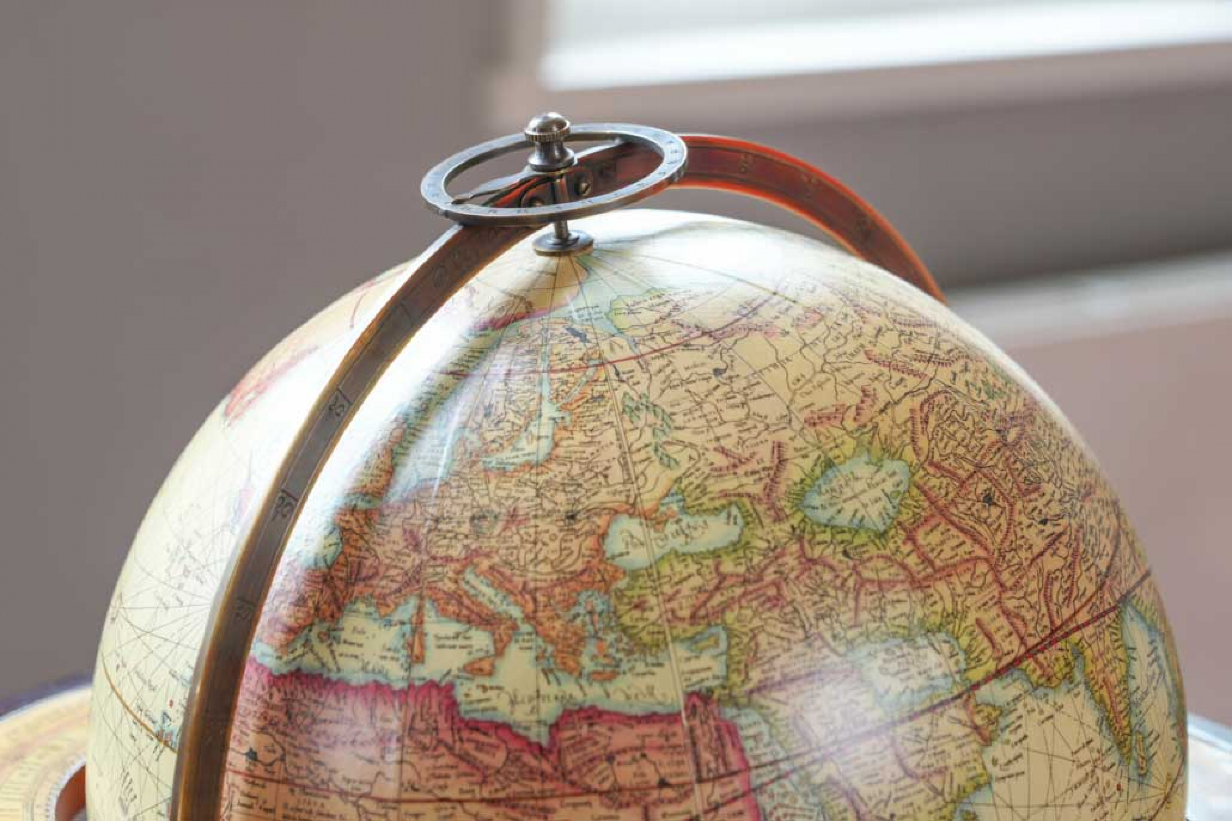 Historical navigator's globe, large (replica)
